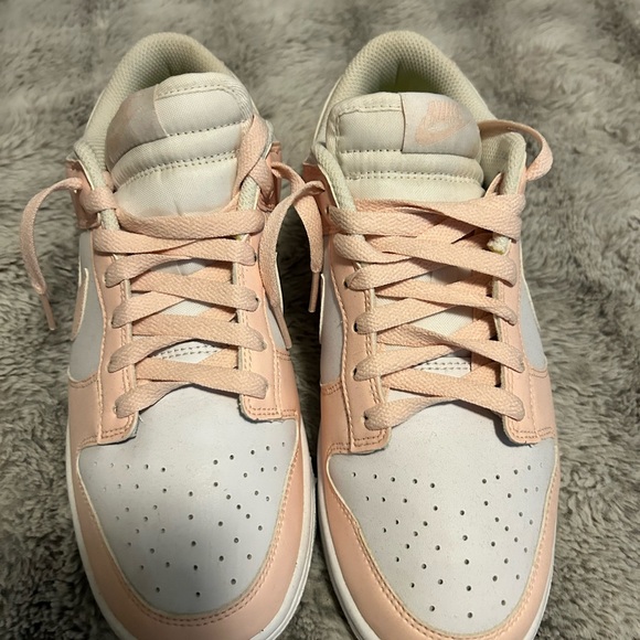 Nike Dunks - Picture 2 of 2